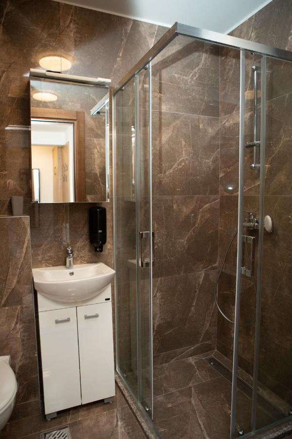 Novi Pazar Apartman Lux Exteriör bild